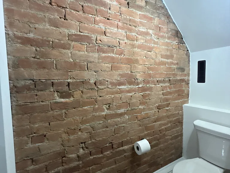 1808 Madison Ave #1 — Photo 7