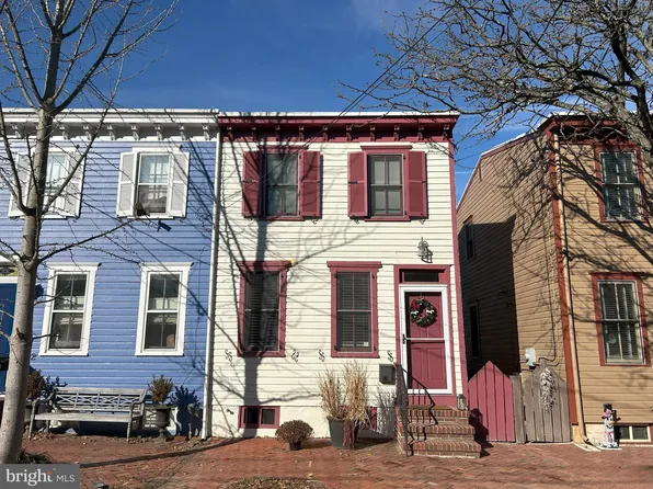 44 E 4th St, New Castle, DE 19720