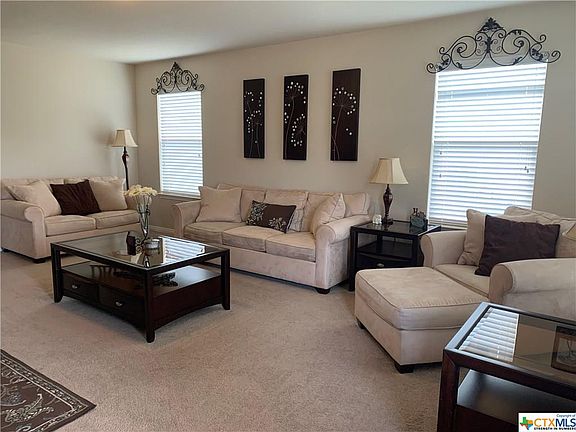 4th image of 220 Creekview Way