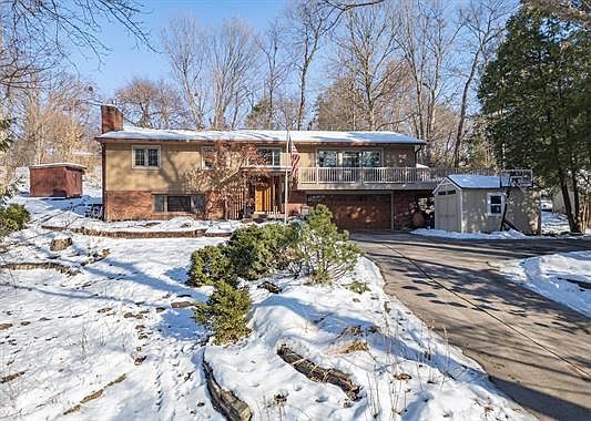 1st image of 3 Heather Ln