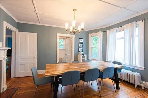 20 Carroll Ave — Photo 3