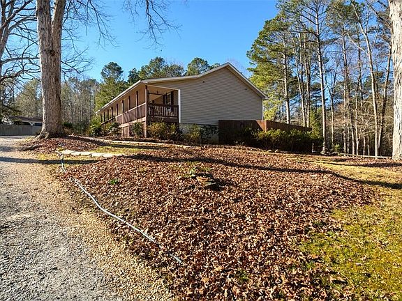 3rd image of 255 Bob Holman Rd