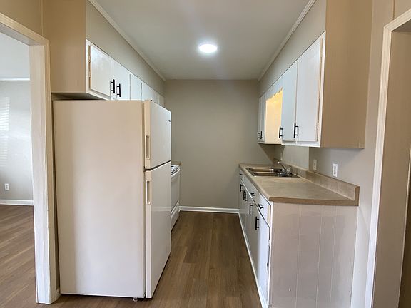 3rd image of 2366 Rome Rd SW APT 14