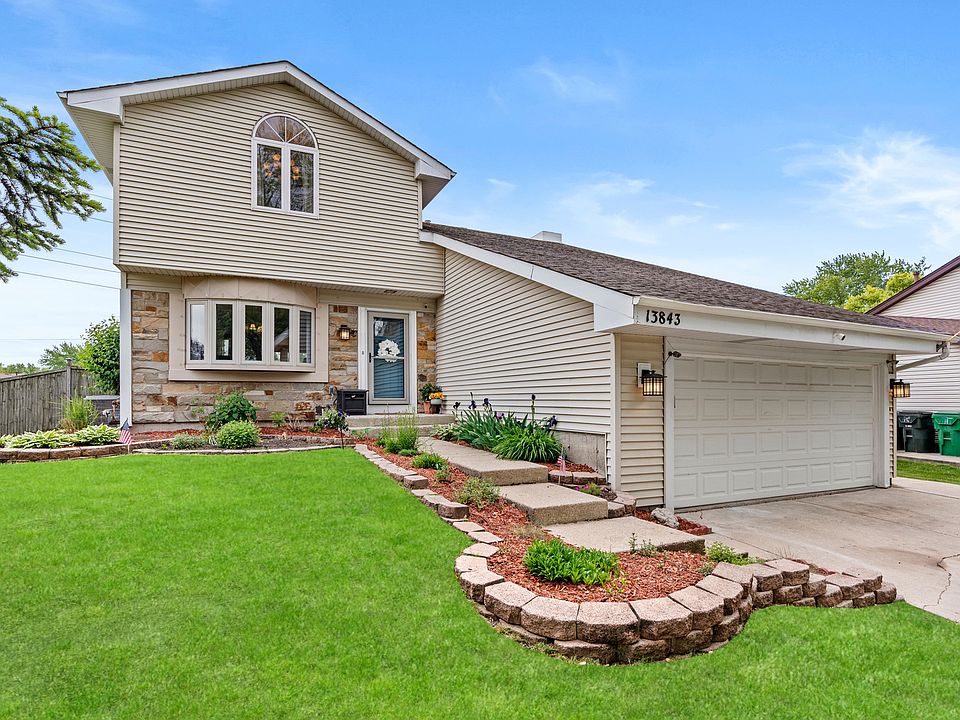 1st image of 13843 W Stoneoak Way