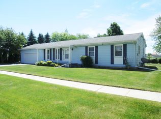 615 Center St, Mason, MI 48854