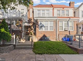 5936 Reach St, Philadelphia, PA 19120