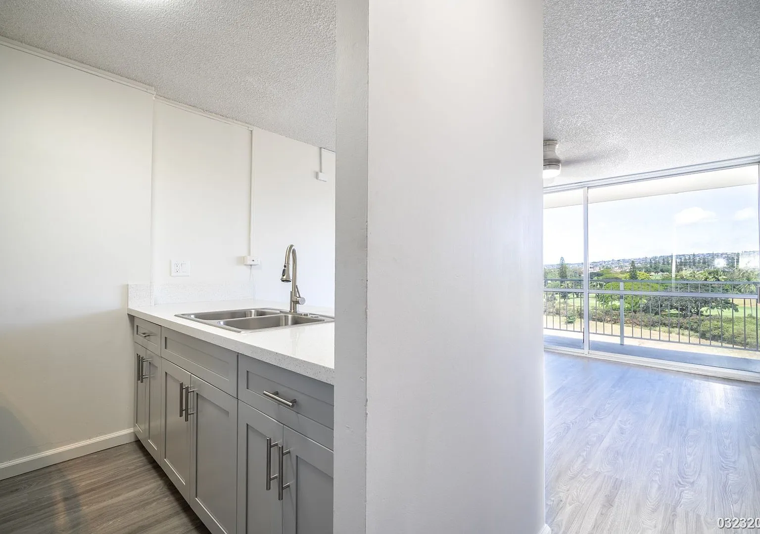 $2,545 / 1br 1ba 514 Sf Utilities Included & 2 Covered Parking Stalls | Available Sept 1st! — Photo 3