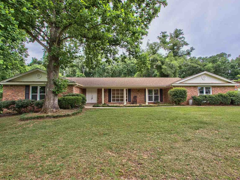 1st image of 2007 Versailles Ct