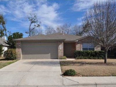 202 Matthew Cv, Hutto, TX, 78634