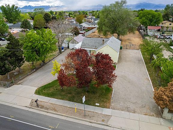3rd image of 8686 S Temple Dr
