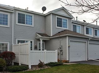 334 Leeward Trl, Woodbury, MN 55129