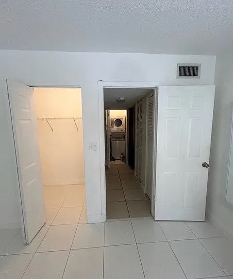 460 NW 20th St #304 — Photo 11
