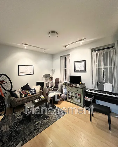 480 E Main St #417 Photo 1