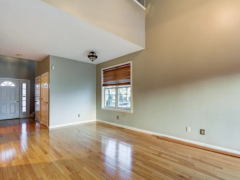 74 Odonnell Ave #74 — Photo 6