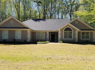 190 Spring Forest Way, Sharpsburg, GA 30277