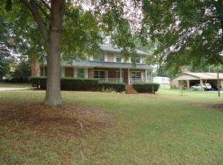 24 Festiva Dr, Newnan, GA 30263