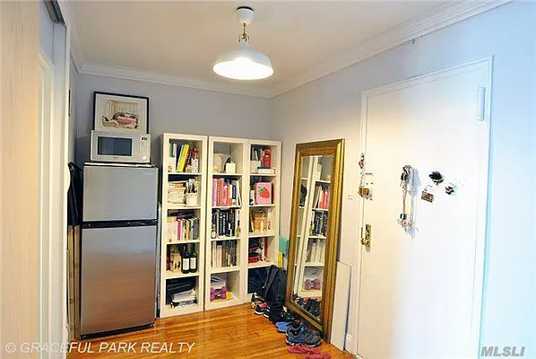 Sold by Graceful Realty LLC | media 10