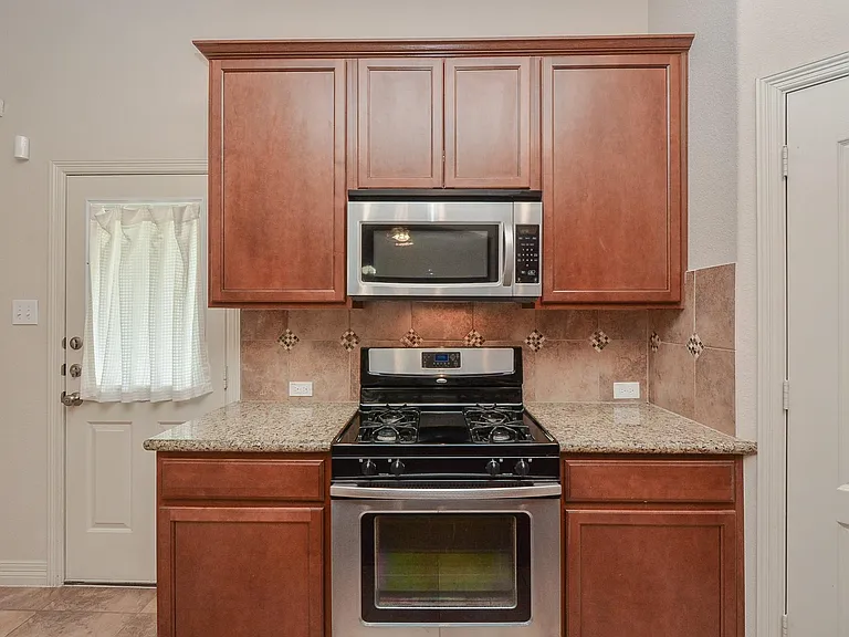 7215 Casita Dr — Photo 15
