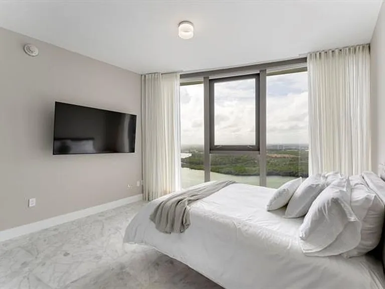 15701 Collins Ave #3901 — Photo 25