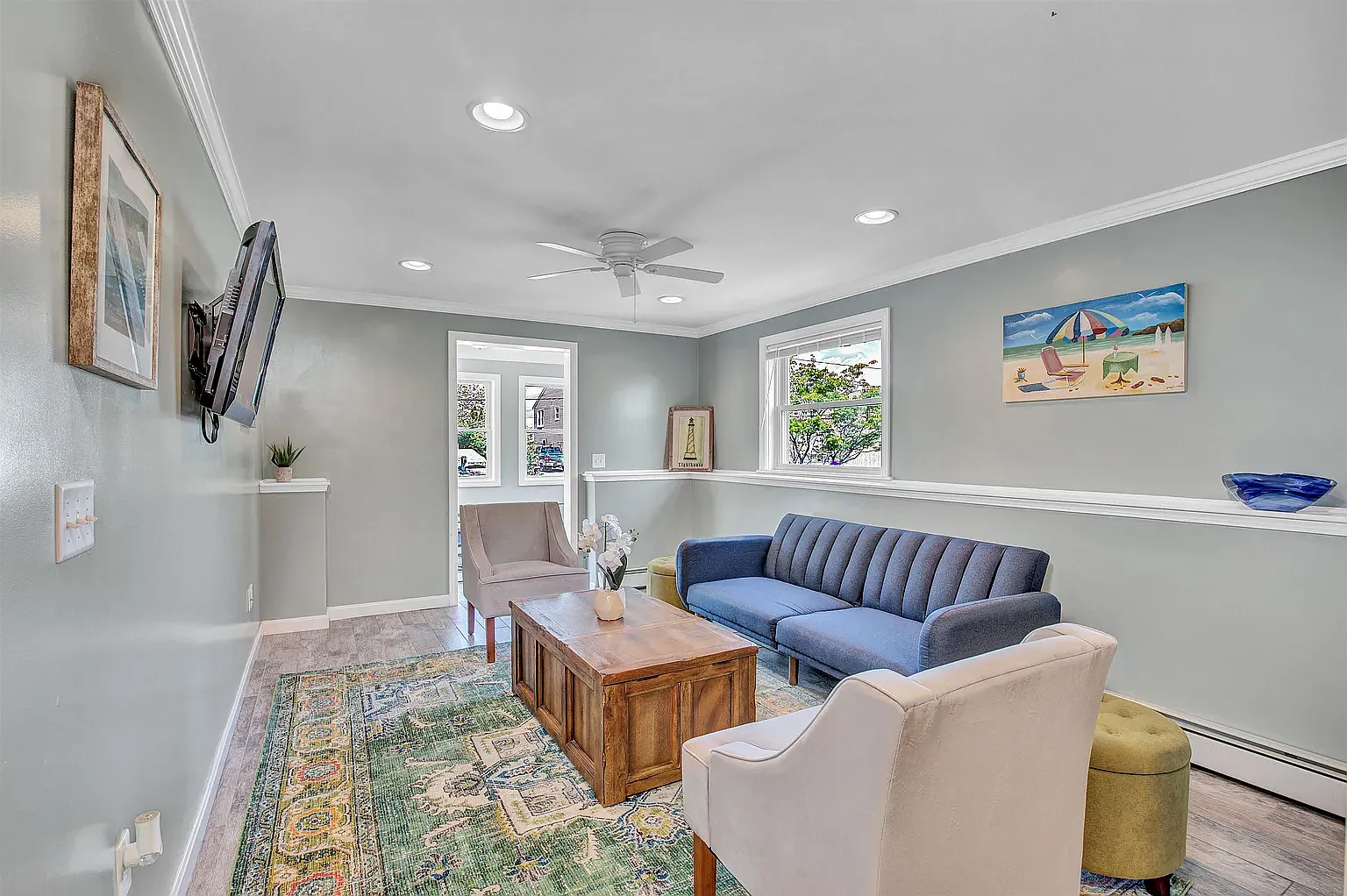 2 bed, 984 sqft, $2,250 — Photo 1