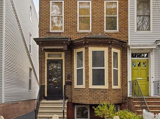 626 Vanderbilt St, Brooklyn, NY 11218