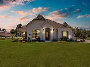 155 Deats Farm Ct, Azle, TX 76020