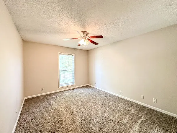 2668 Holly Rock Dr — Photo 10