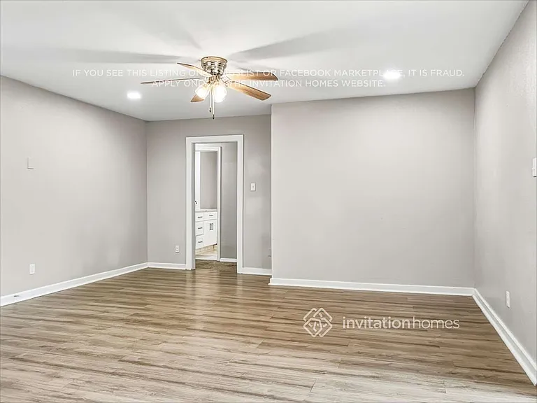 212 W 5th St — Photo 8