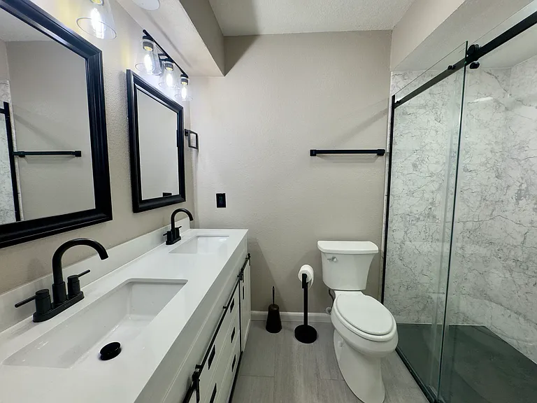 14002 Crossing Way E — Photo 12
