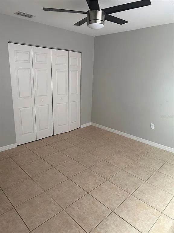 3 bed, 2.0 bath, 897 sqft, $1,550 — Photo 4