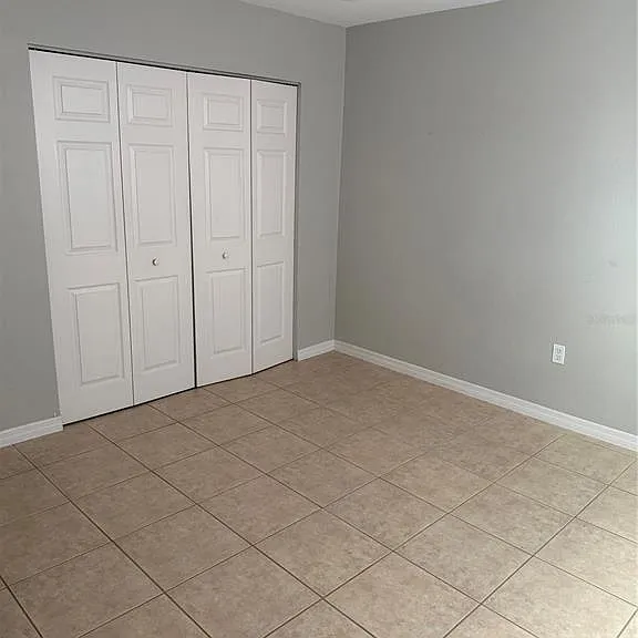 916 Lake Destiny Rd #H — Photo 4
