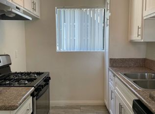 1015 E 5th St APT 201, Long Beach, CA 90802