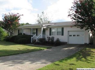 6385 Glenview Dr, Gardendale, AL 35071