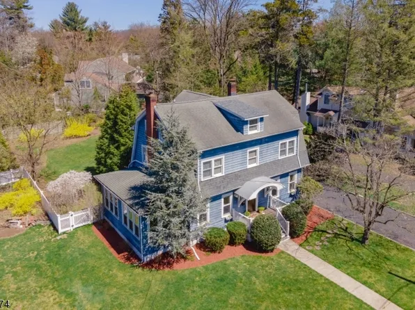315 Enos Pl, Hohokus Boro, NJ 07423