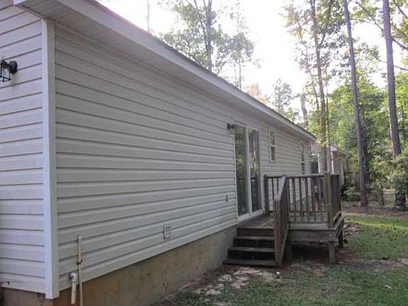 2nd image of 140 Chatham Forest Cir