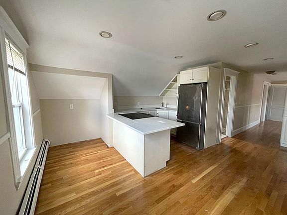3rd image of 187 Lafayette St #3