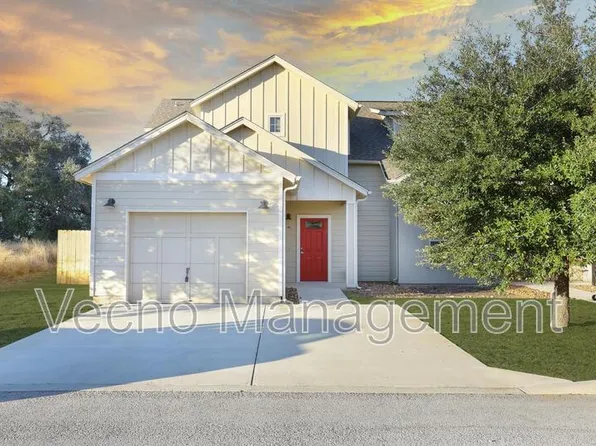 213 Circle Court Dr Unit 213, Pleasanton, TX 78064