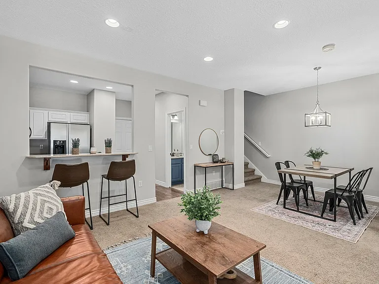 140 E Ace Ln — Photo 12