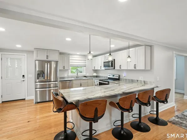 110 Woodland Street, Windsor, CT 06095