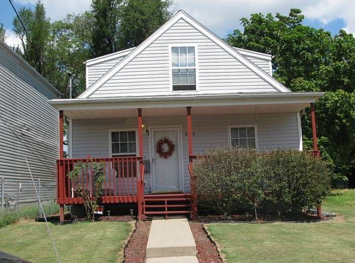 Front Exterior View