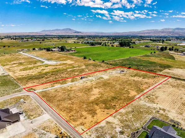3170 Grandview Ln, Emmett, ID 83617