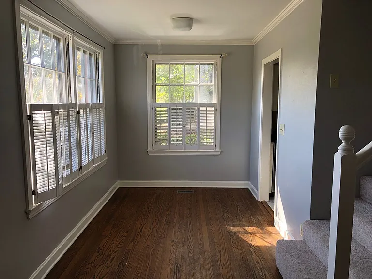 721 Kendall Dr — Photo 5