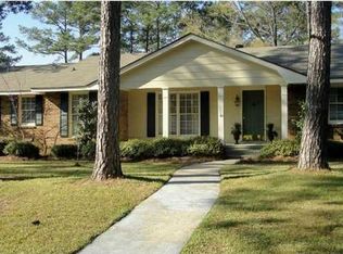 2611 Pine Manor Ln, Albany, GA 31707