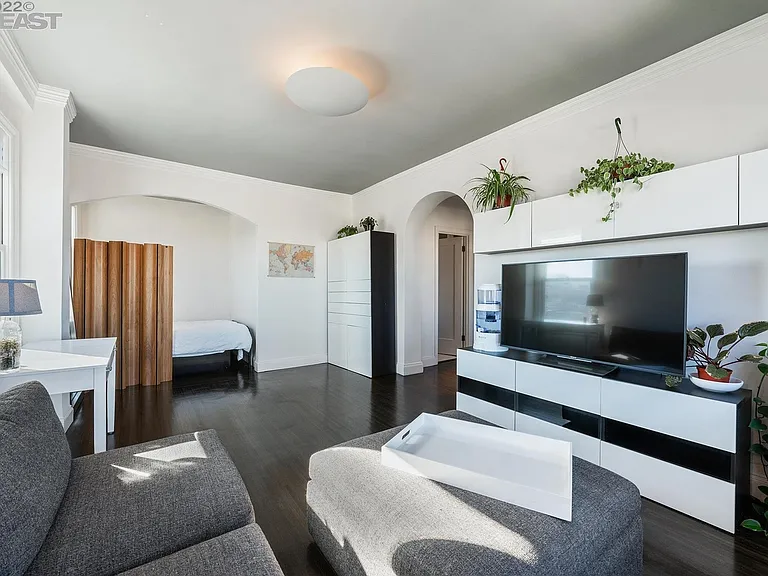 2999 California St #66 — Photo 15