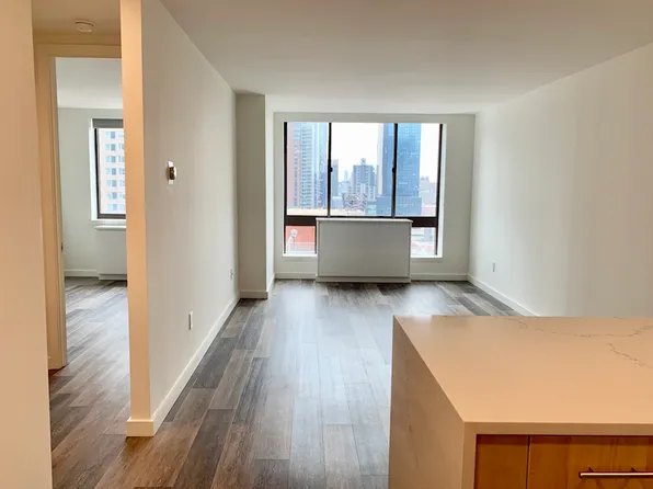 520 West 43rd Street image 1 of 21