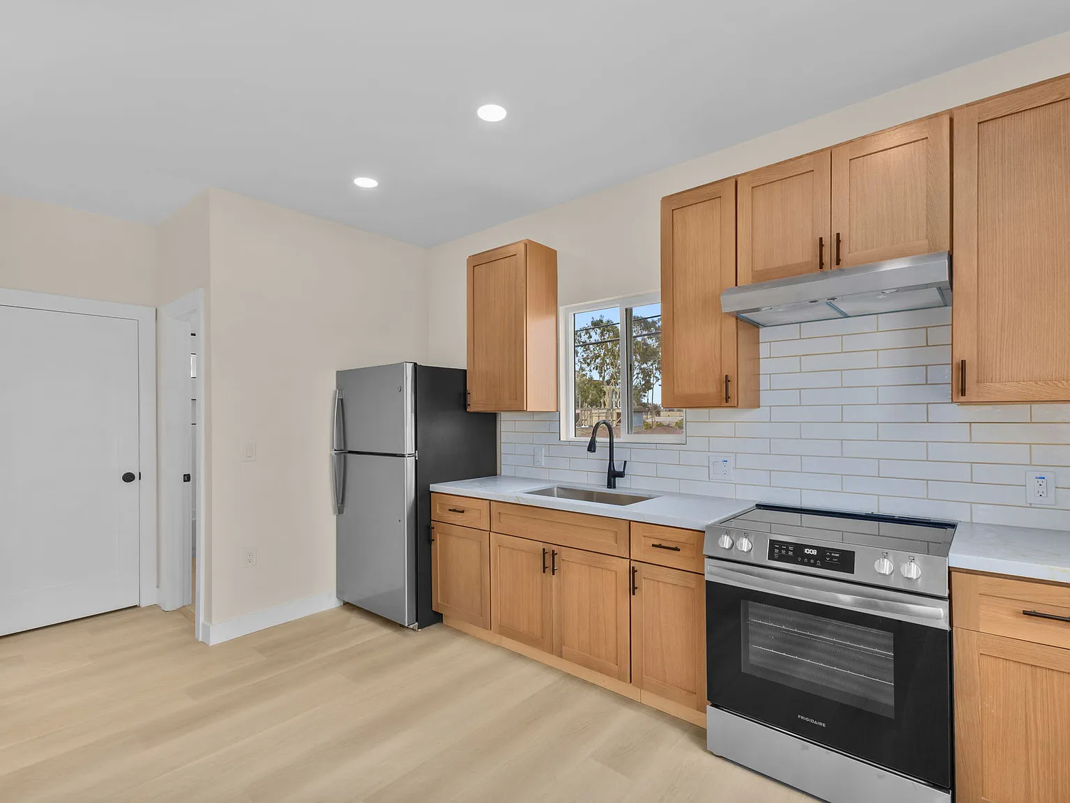 1 bed, 480 sqft, $1,895 — Photo 3