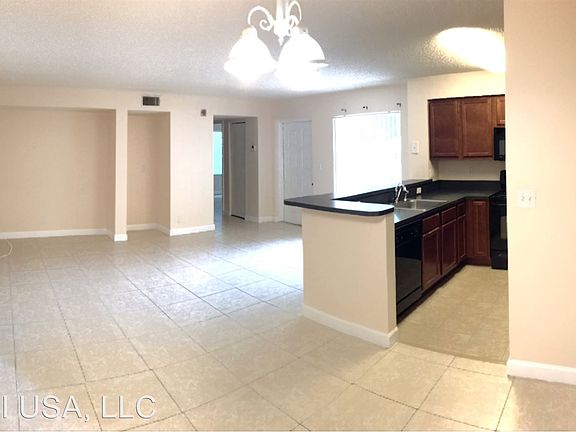 4th image of 7680 Westwood Dr APT 811