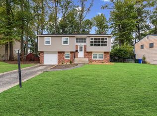 57 Green Vale Rd, Cherry Hill, NJ 08034