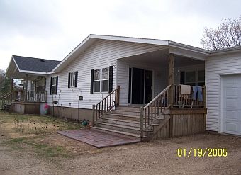1st image of 320 Jackson St E