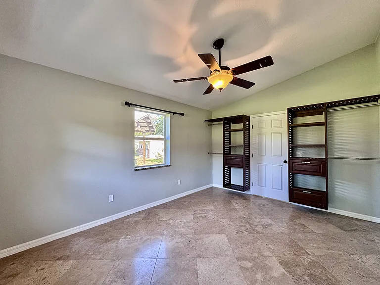 625 N Jackson Rd — Photo 27